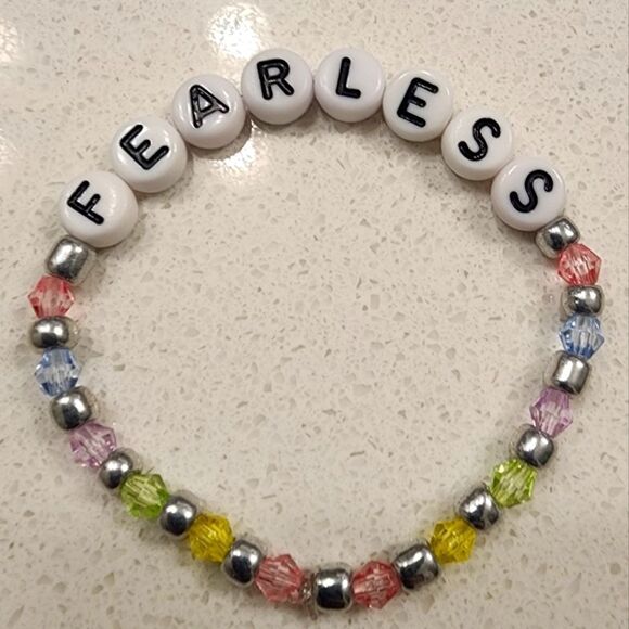Kids Taylor Swift Friendship Bracelet - Picture 1 of 1